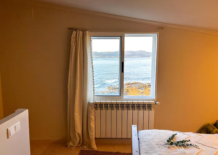 Olardasolas - Casa Con Jardin Privado Frente Al Mar, * Porto do Son